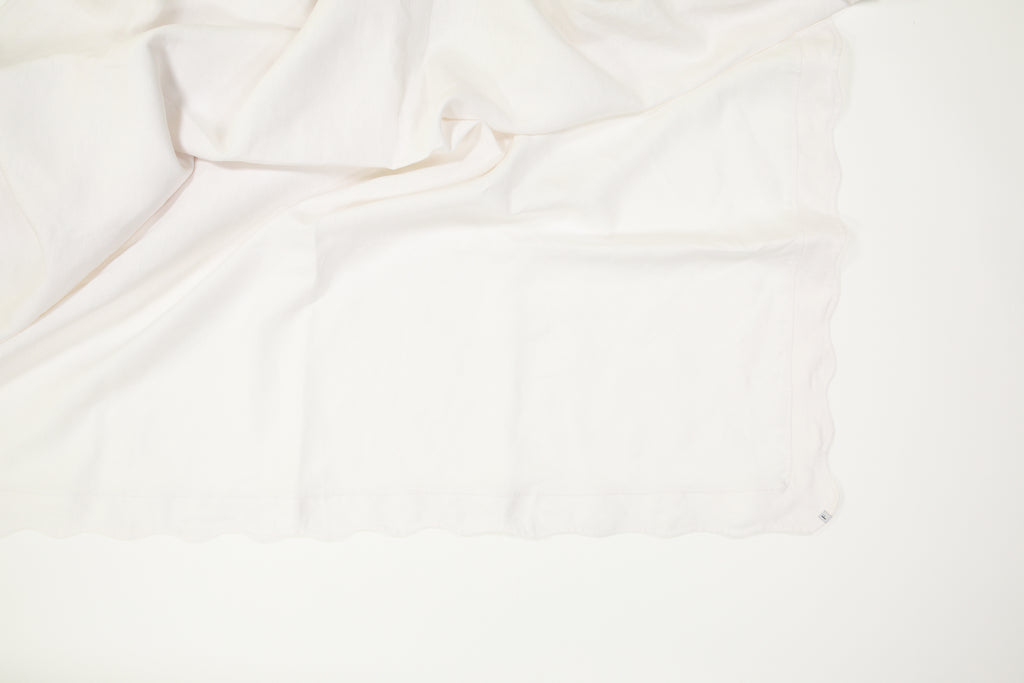 All White Tablecloth with Wave
