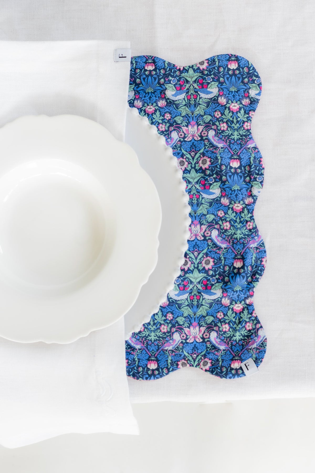 Classic White Napkins | Set of 2